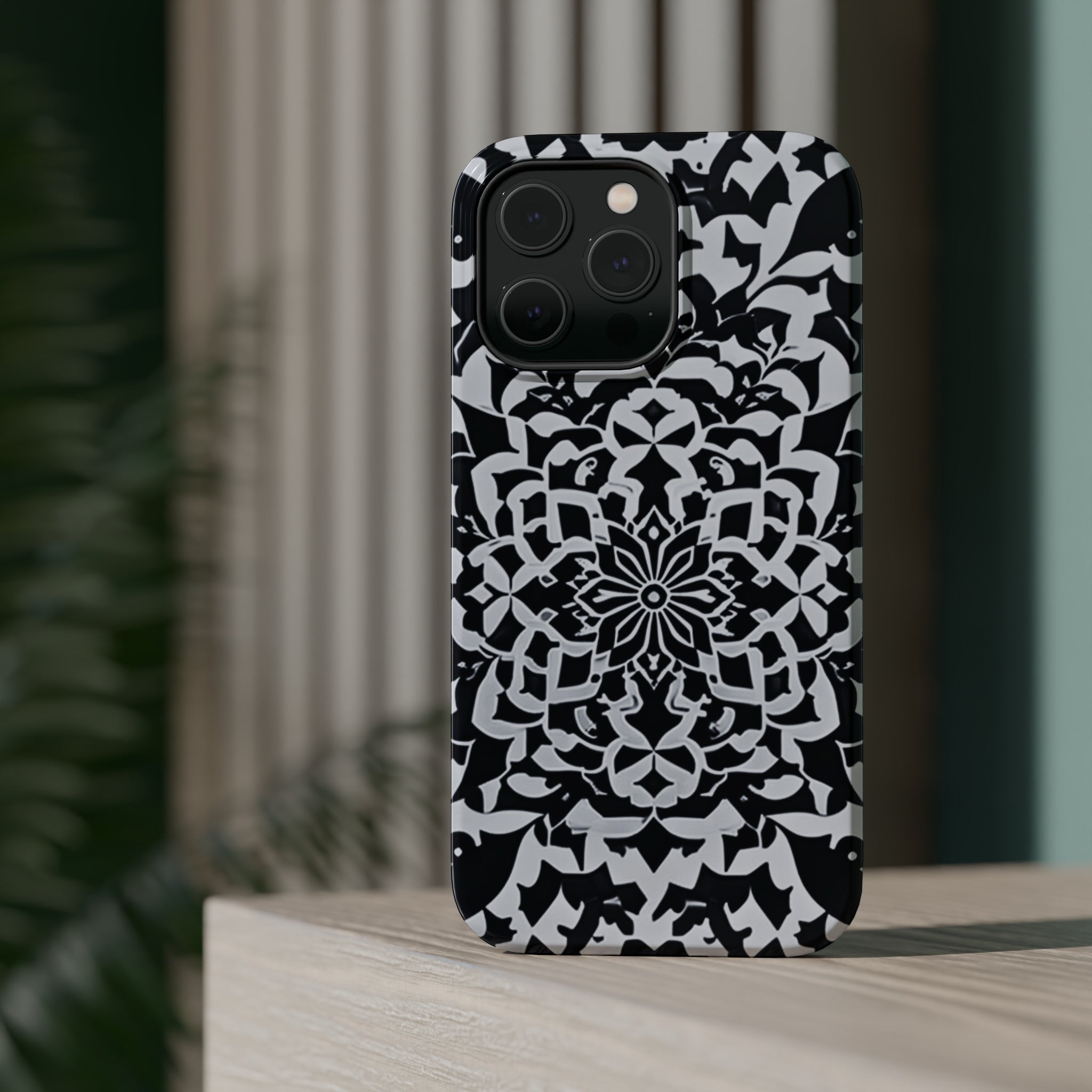 Royal Maze MagSafe Tough Cases